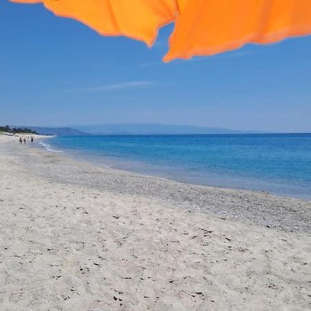L'Isola Dei Vacanzieri سانت اندريا ابوستولو ديلو اونيو المظهر الخارجي الصورة